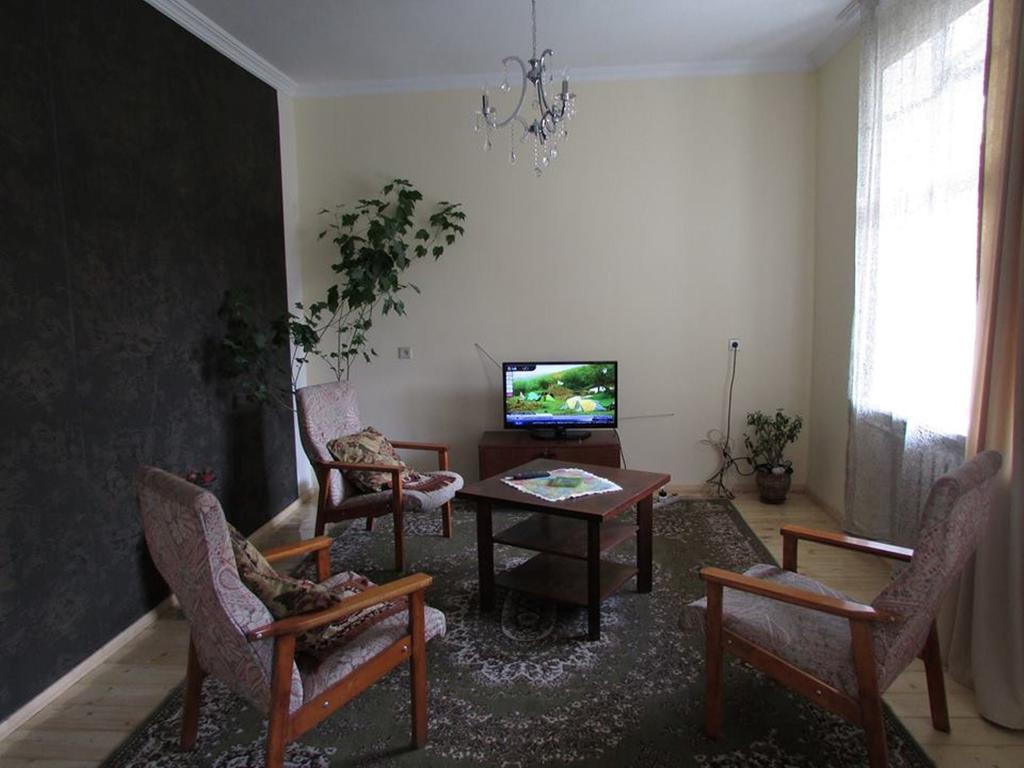 Red Stone Guest House Kazbegi Værelse billede